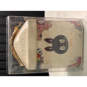 Godiva x Labubu Gift Box Masterpieces Milk Chocolate Hazelnu